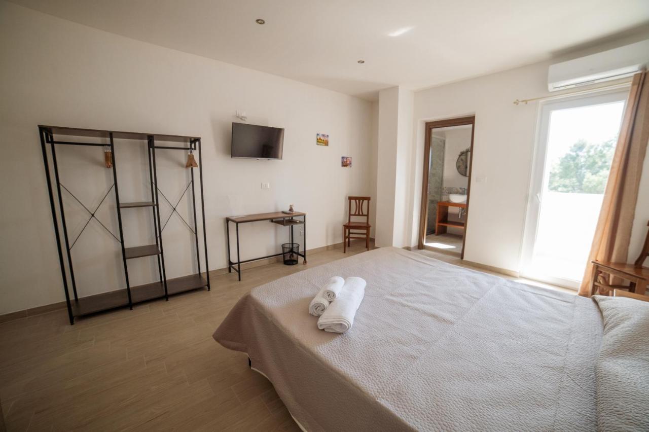 B&B Belvedere Ischitella Buitenkant foto